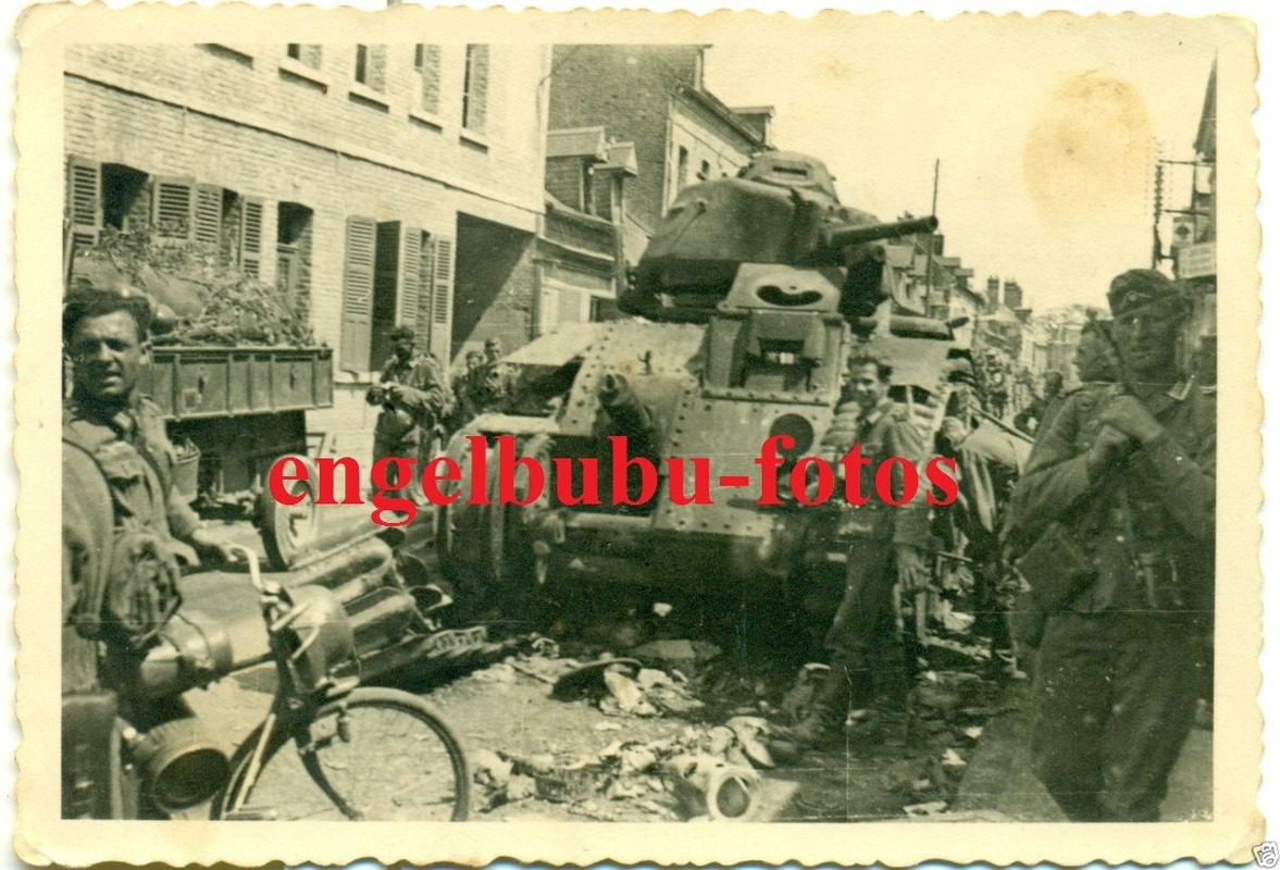 FOTO - PANZER - Französischer CHAR 1bis - Zerstö