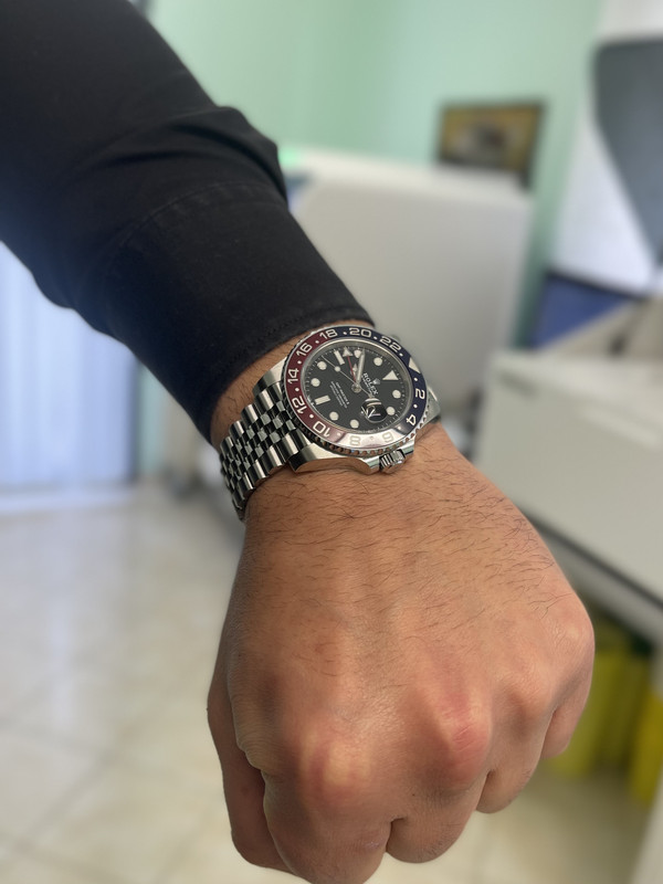 74CDB93E-3F1D-45E7-B1FB-FCBA598D3F59