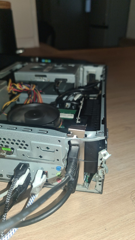 16993707618115898880943731770831