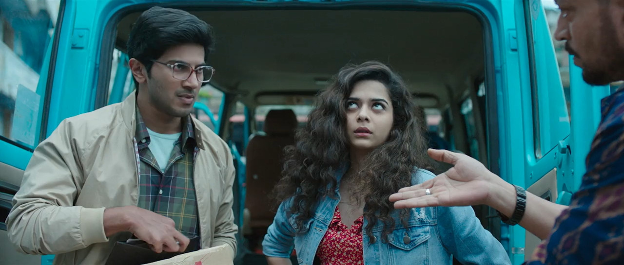 Karwaan 2018 WebRip [Hindi] 480p 720p ESub Screenshot