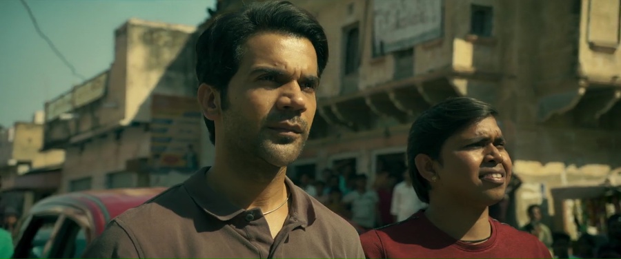 Mr. & Mrs. Mahi 2024 WebRip [Hindi] 480p, 720p ESub Screenshot