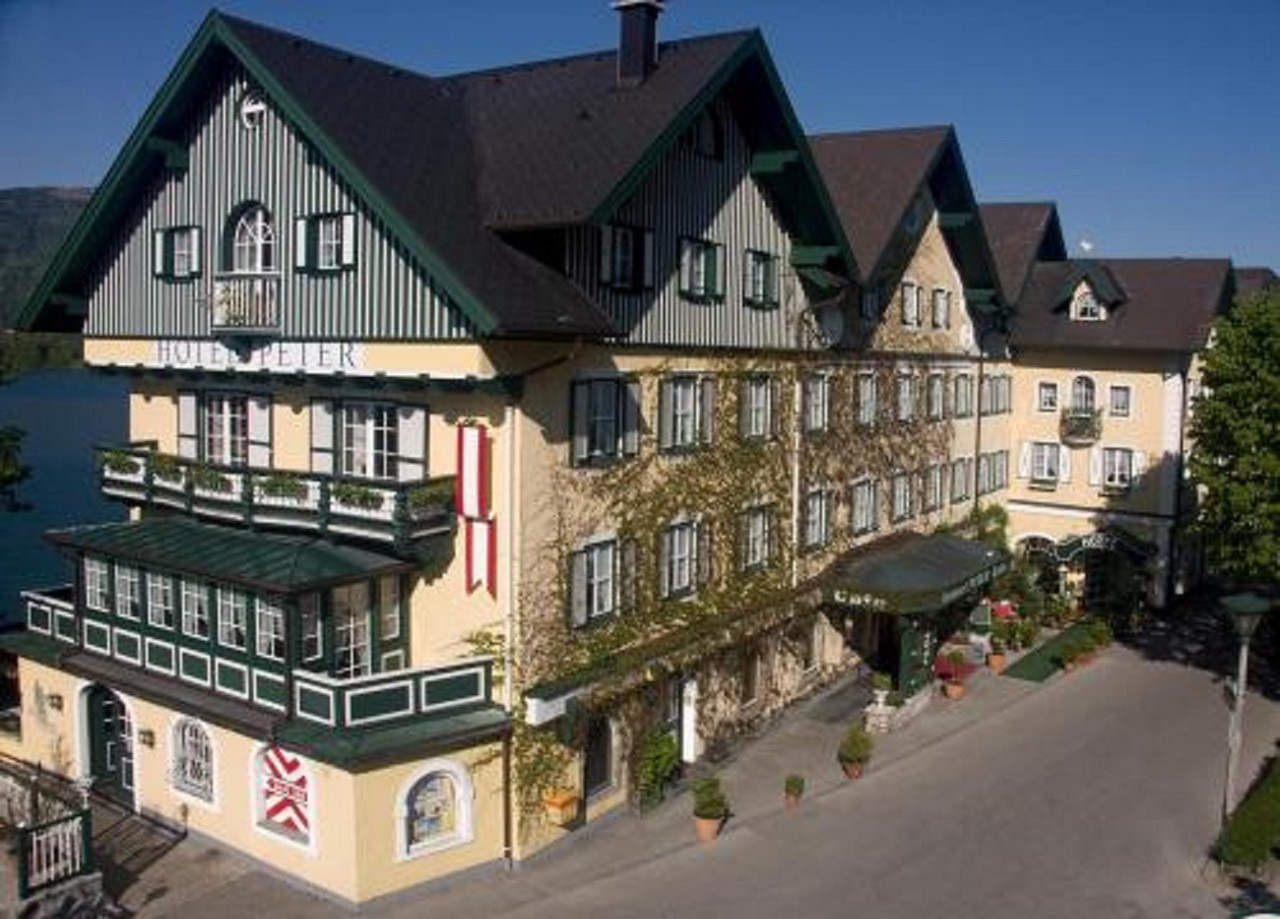 https://i.postimg.cc/x8RRKTmz/hotel-peter.jpg