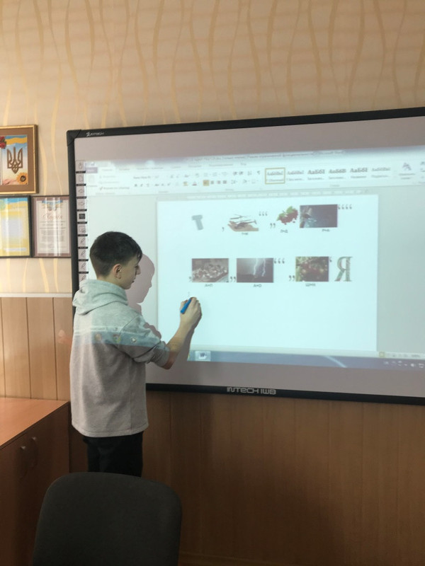 BD23F5B6-D061-4B92-8C93-0DD042B34663