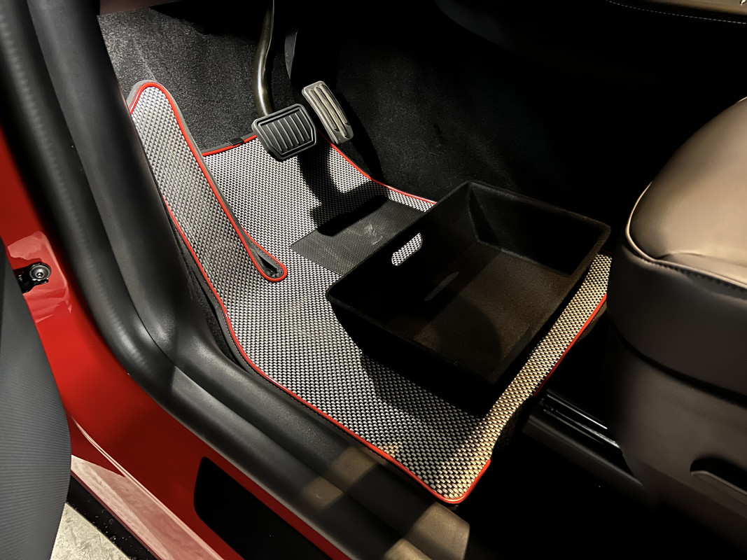 797E538B-7B31-4EA0-897A-4C6AE61F9FDB