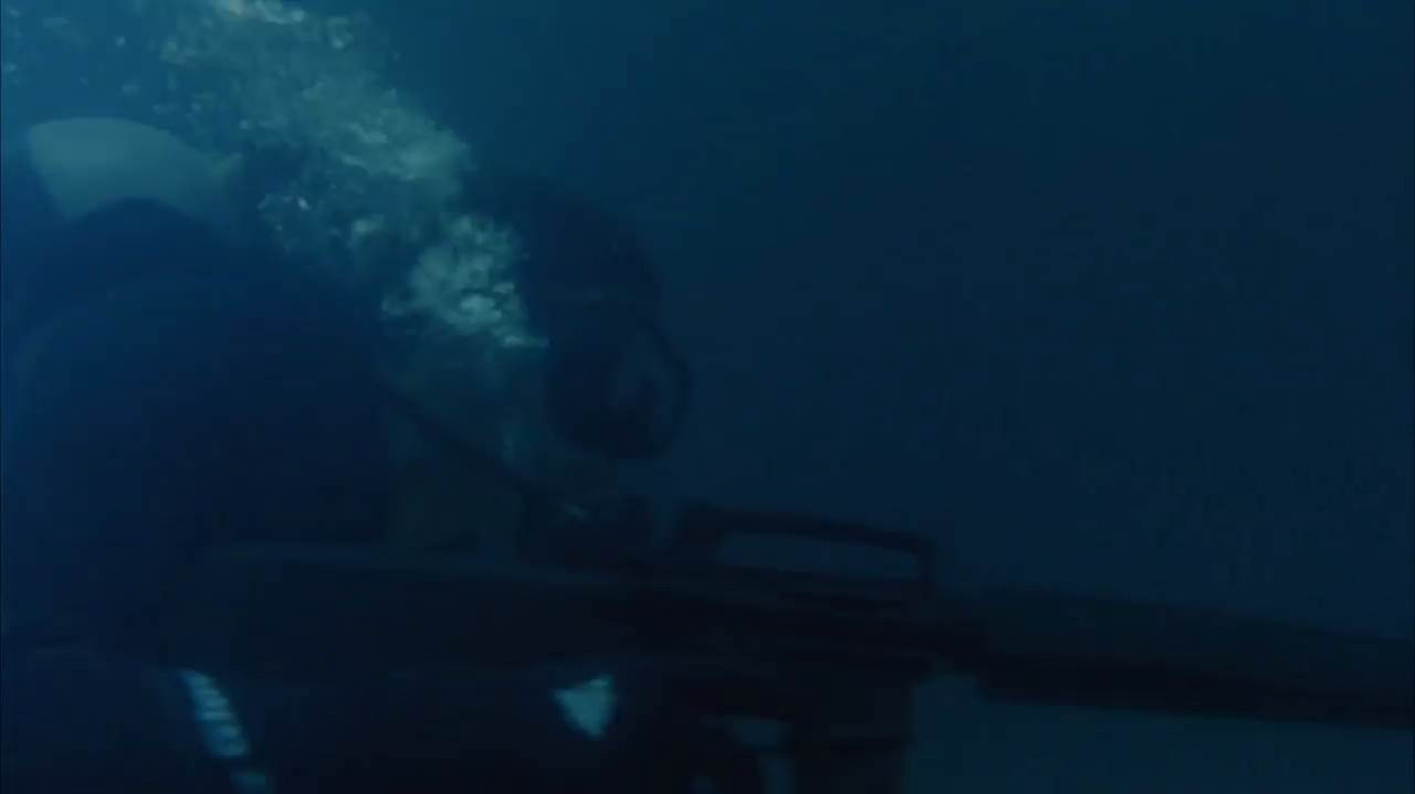 Shark Zone 2003 WebRip [Hindi + Tamil + Telugu + English] 480p, 720p Screenshot