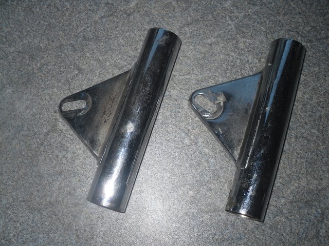 '73 850 Commando - Upper yoke removal