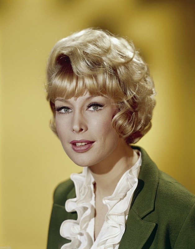 Barbara_Eden_c36