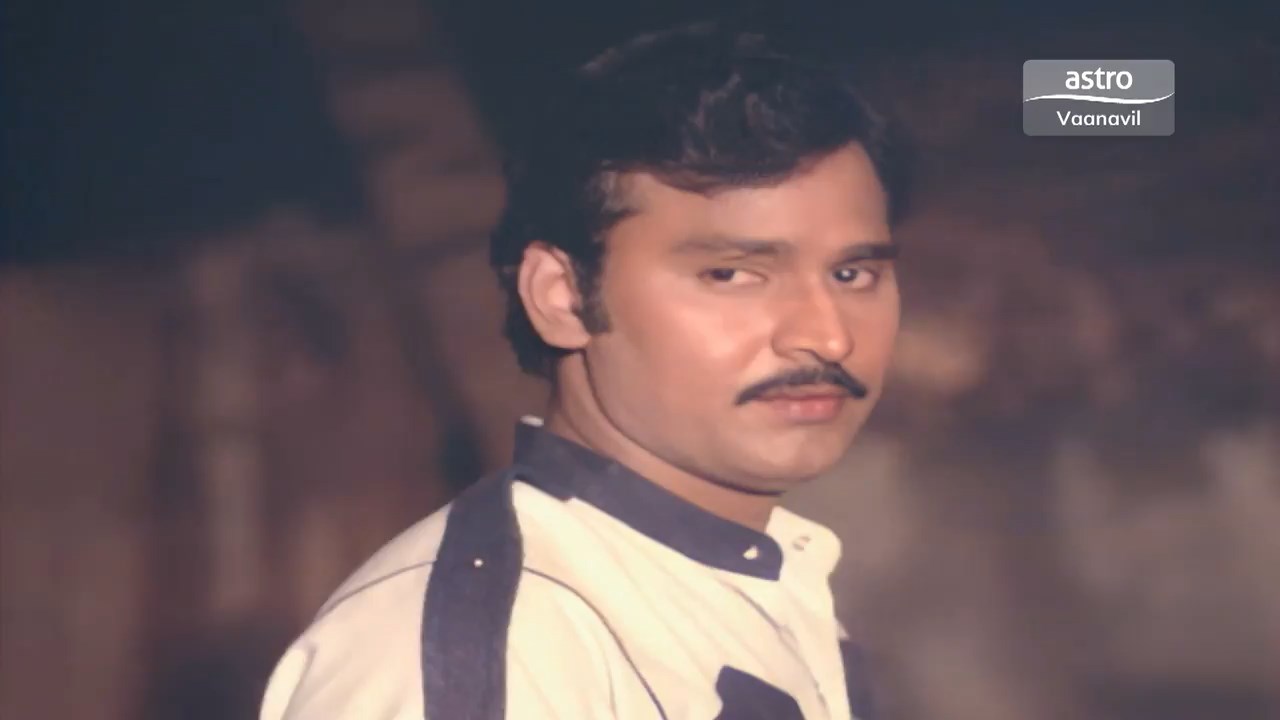 Dhavani Kanavugal 1984 HDTv [Tamil] 480p, 720p ESub Screenshot
