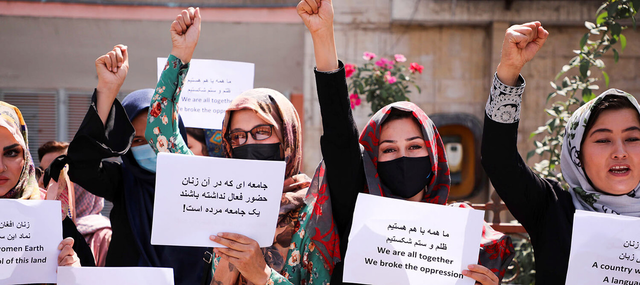 8M: Derechos de las mujeres en Afganistán seguirán limitados por la sharía