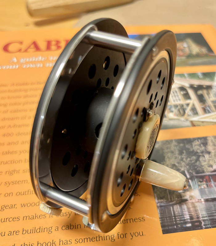 F9171027-BFF5-455A-B8B4-700B5E314E2C