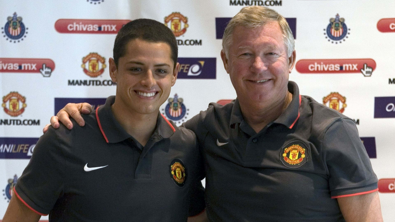 Sir Alex Ferguson envía fuerte mensaje a Chicharito por su regreso a Chivas