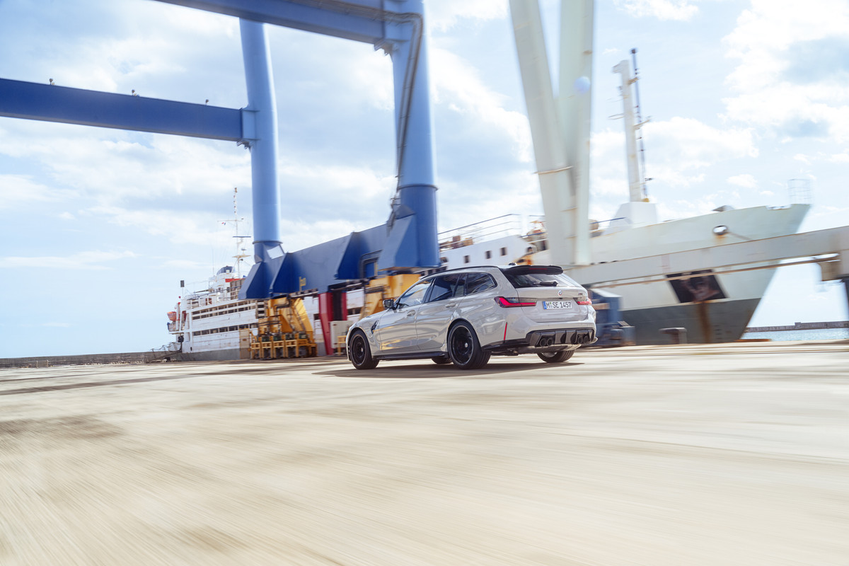 P90468114_highRes_the-first-ever-bmw-m