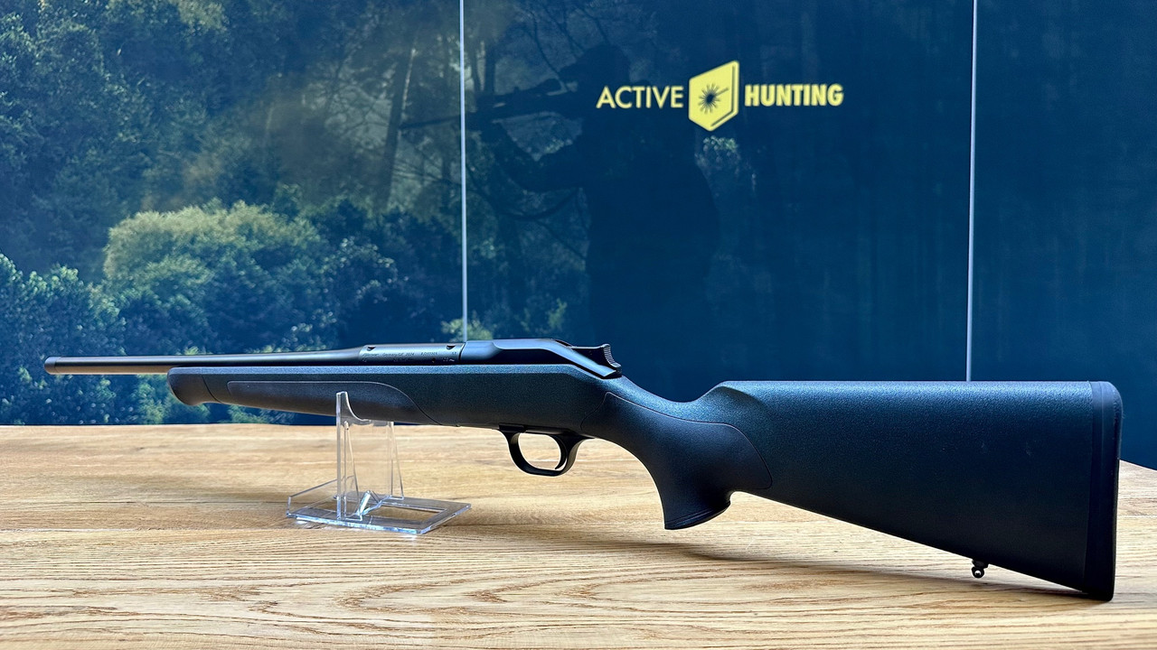 Blaser-R8-Grün-Kurz-1