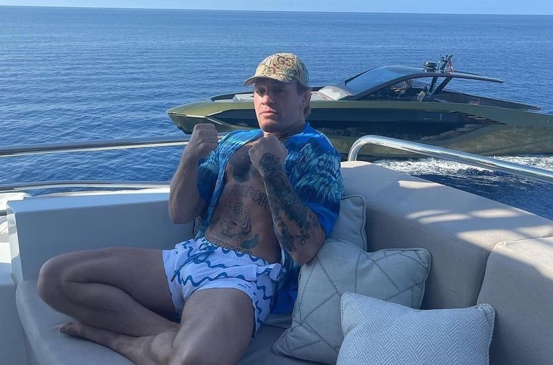 Майкъл Чандлър: Конър Макгрегър си трие постовете, защото е егоист