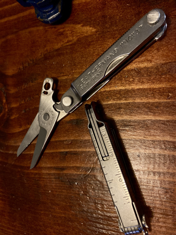 49514209-7225-46D8-81FE-10FDE72AF758