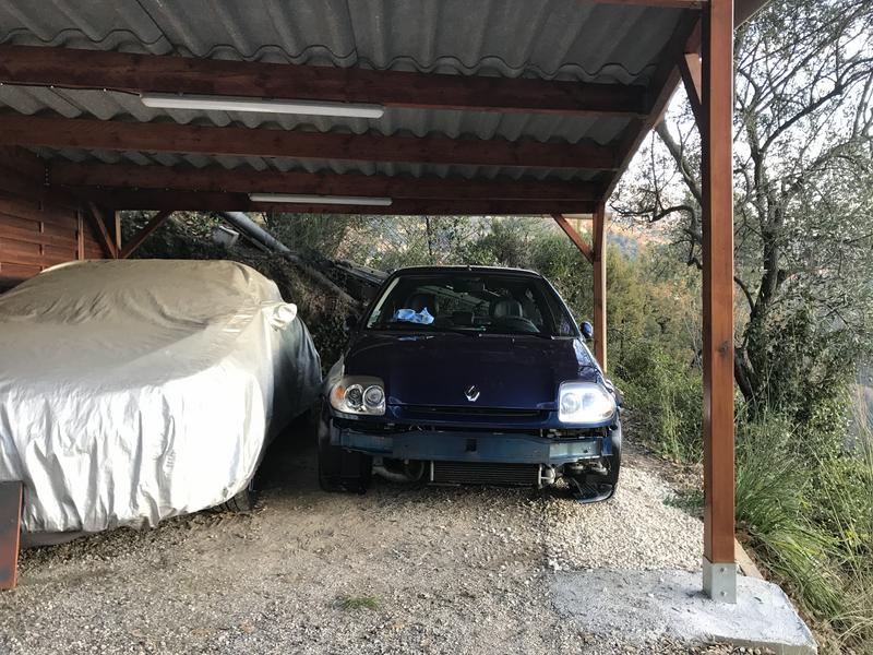 571B0FCF-C194-4AA6-8756-9580D36ED83F