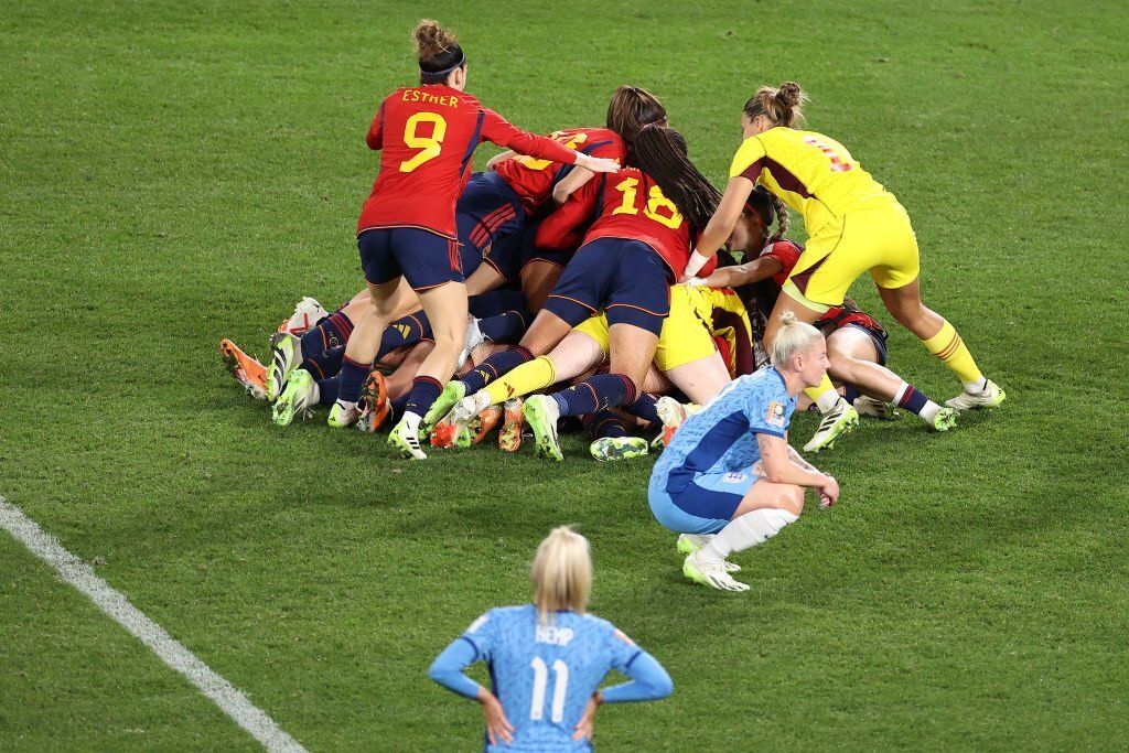 Spain celebrating the World Cup winning