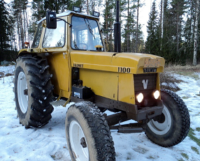 TRACTORES ANTIGUOS - Página 13 VALMET-1100