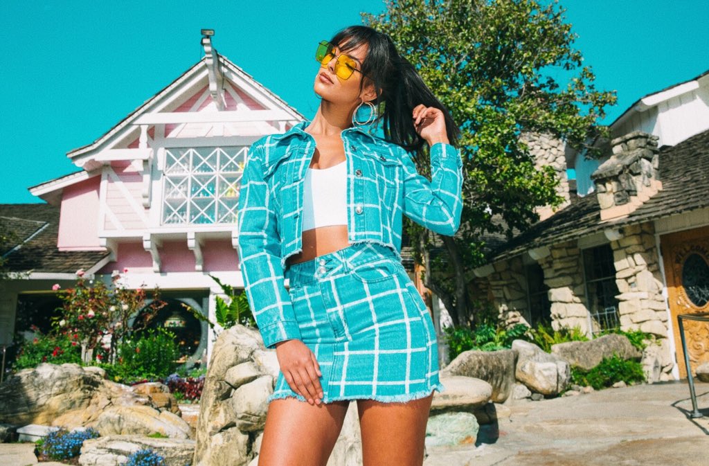 [Image: Dg-Zhp1-FX0-AAx-Wq.jpg]