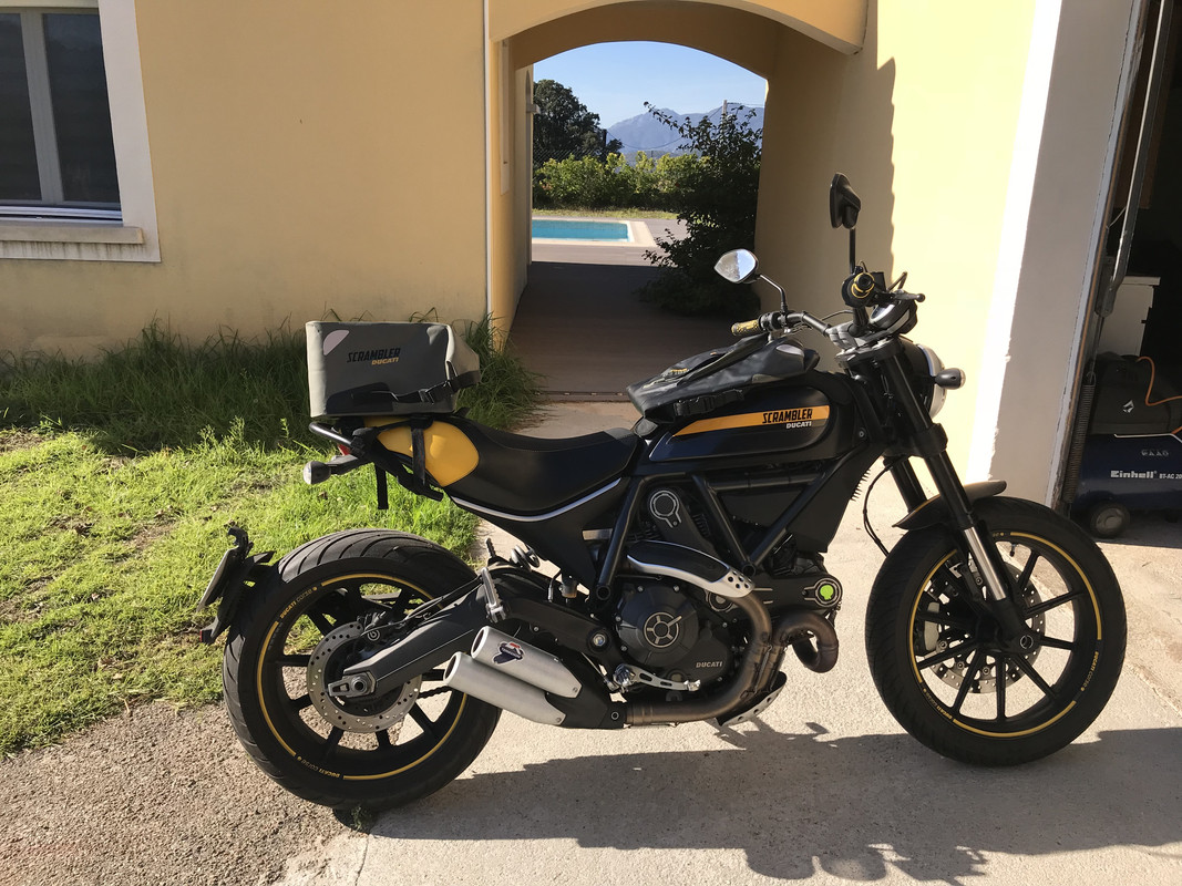 5F446C52-0A98-419A-99C7-ECF717C4AA32