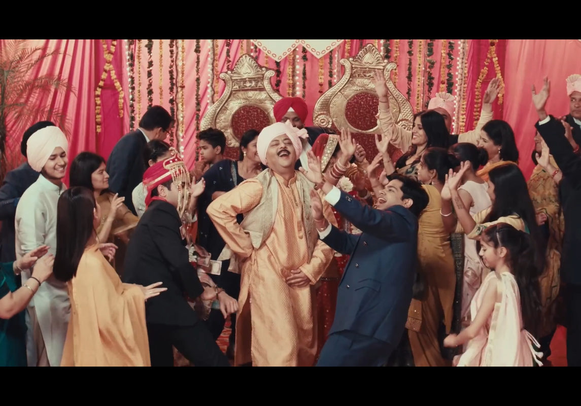 Ghich-pich Dance scene