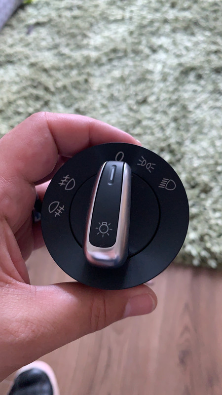 1F62D993-5DFB-481C-9C93-2D53AA6AF533