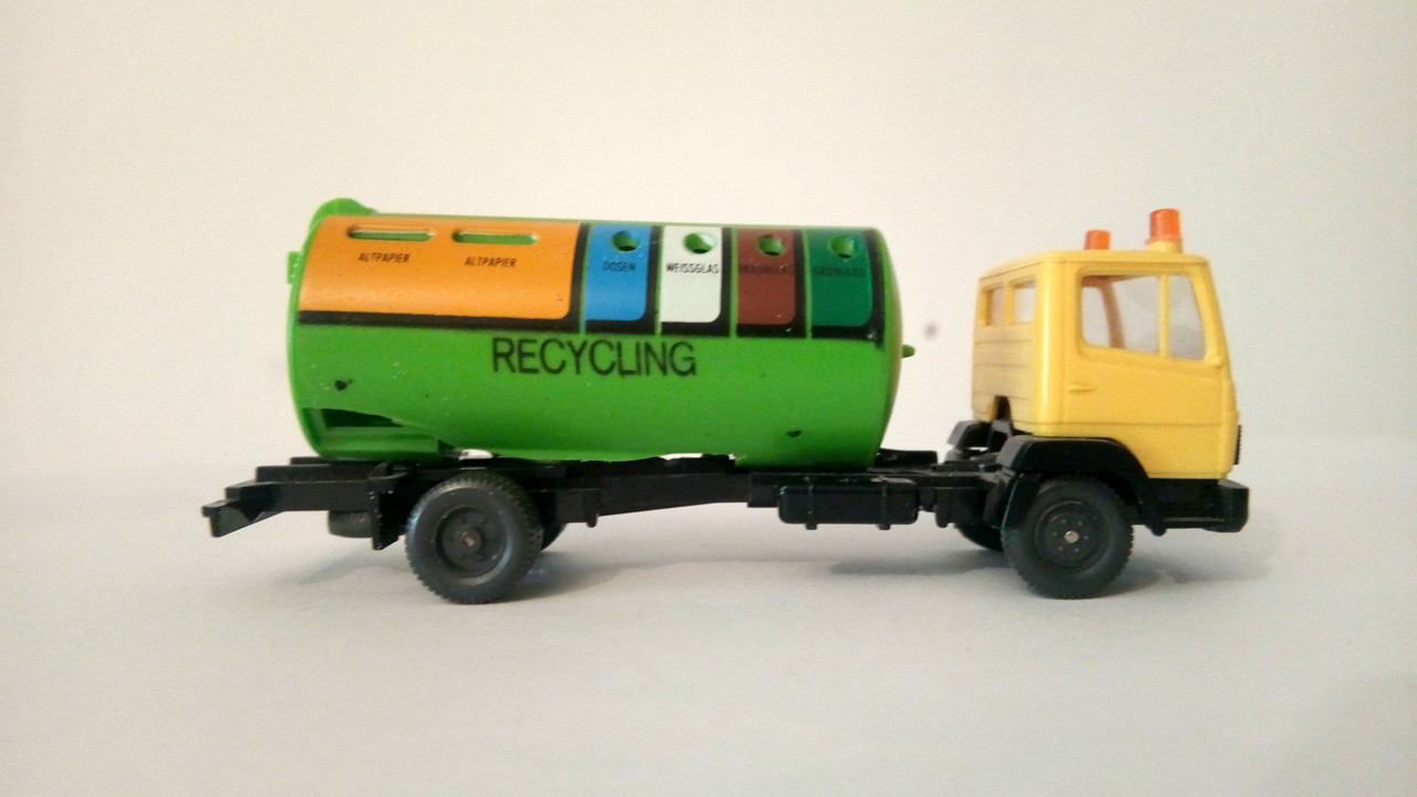 Mach (9009)