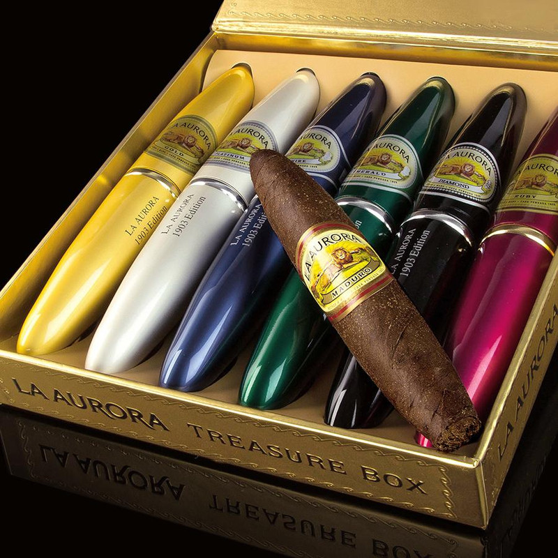 La-Aurora-Preferidos-Treasure-Box-of-Cigars-www.cigarplace.biz-13