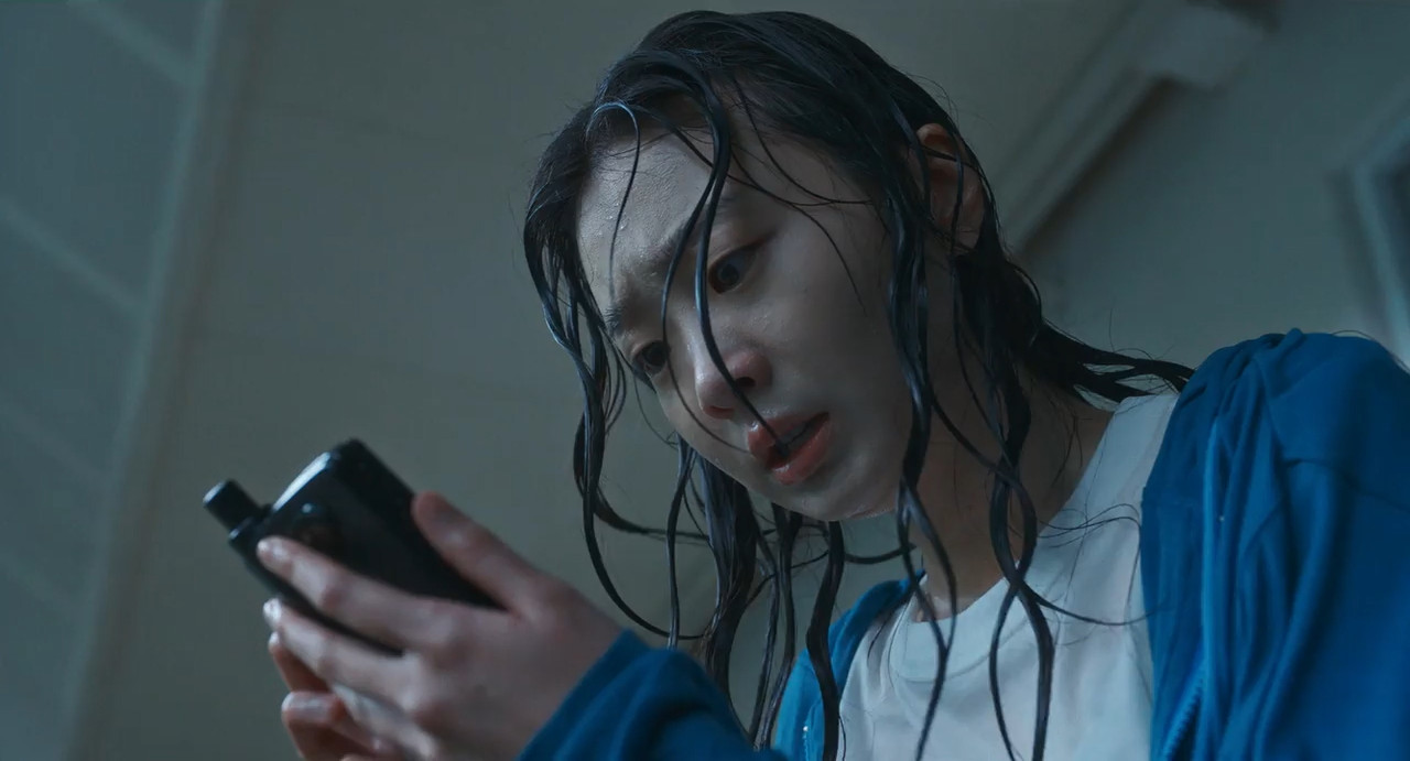 The Great Flood 2025 WebRip [Hindi + Tamil + Telugu + English] 480p 720p ESub Screenshot