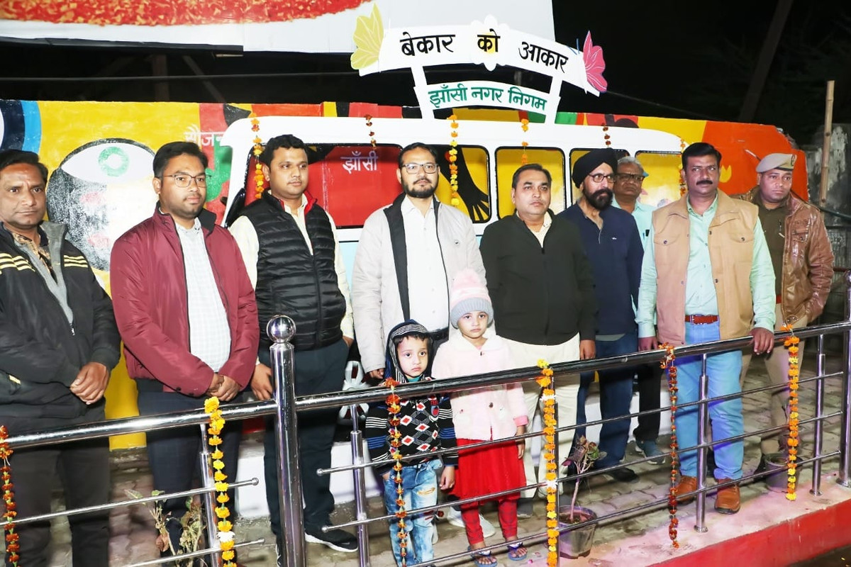 कचड़े डालने वाले प्वाइंट (जी०वी०पी०) को सेल्फी प्वाइंट में तब्दील किया गया|