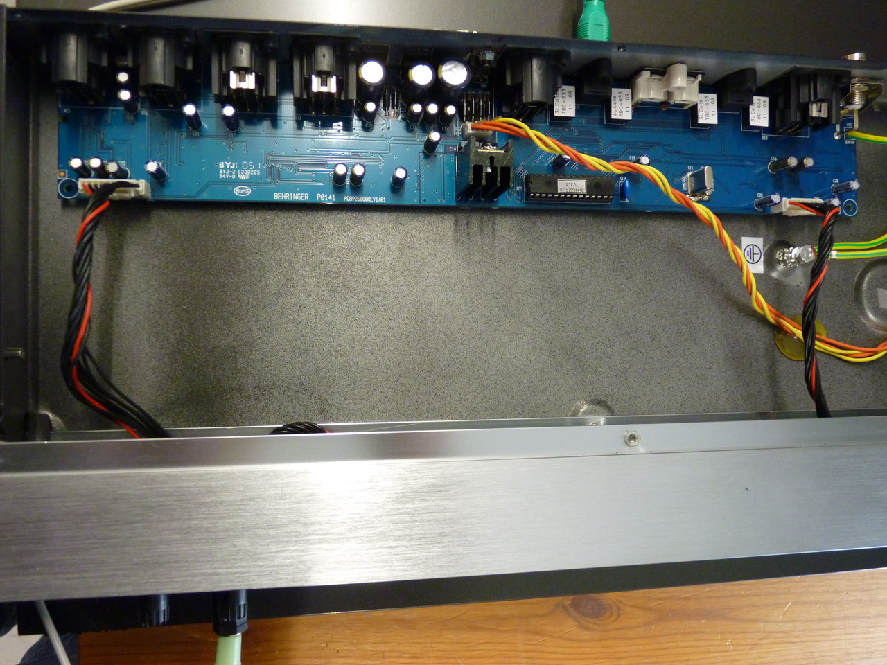 [Bild: Behringer-SRC2496-01.jpg]