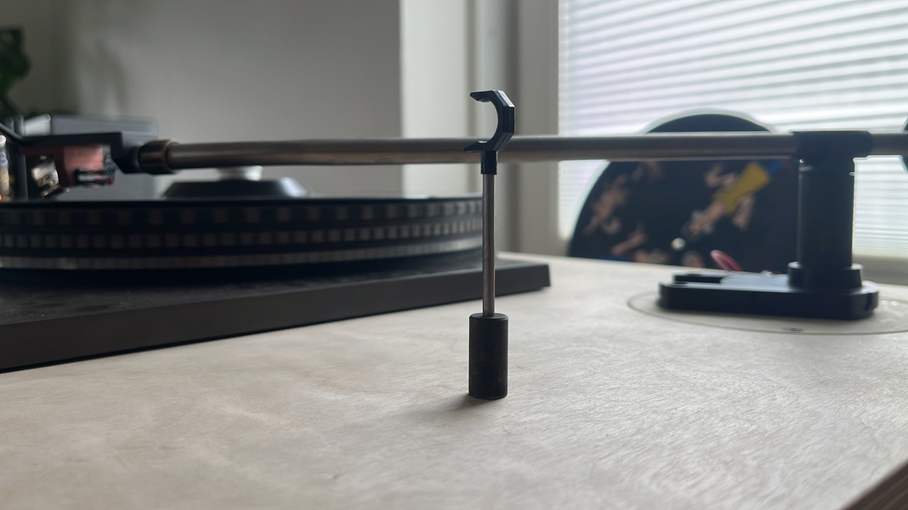 0D40FB6B-E989-4230-8E65-D50AB6BB154C