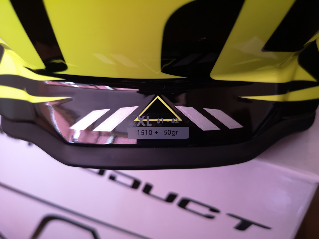 19802077-4F0E-4866-9C88-39C436C3865B