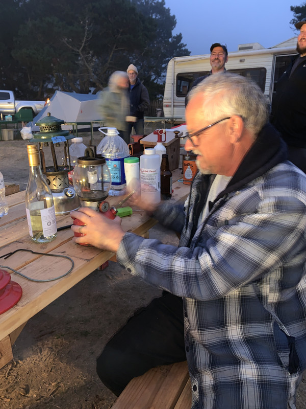 7A4E5669-2C00-4EC0-9408-9E1C6045A672