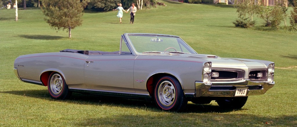 Pontiac-GTO-Convertible (1966)