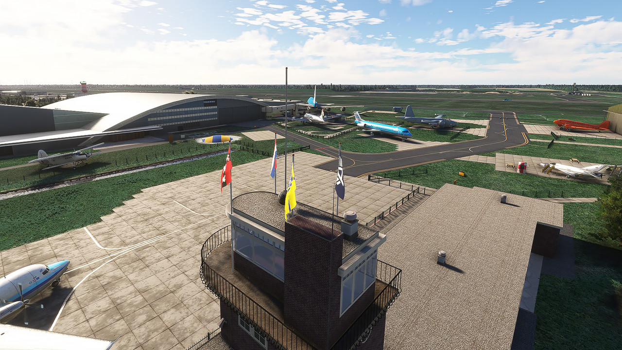 Eelde-Airport-EHLE-16.jpg