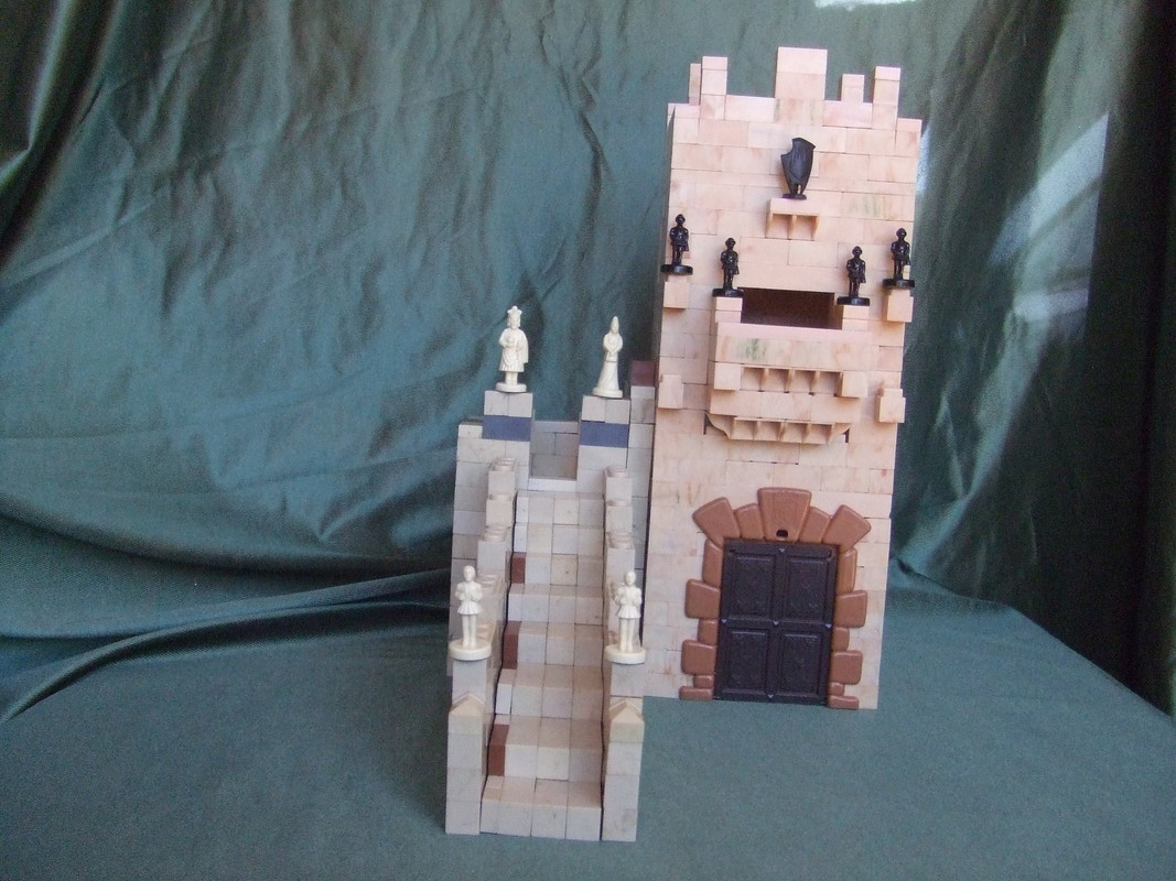 torre con escalera 004
