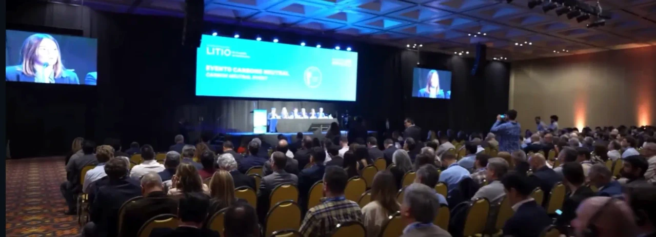 Imágenes de conferencias del seminario internacional Litio en Sudamérica de ediciones pasadas.