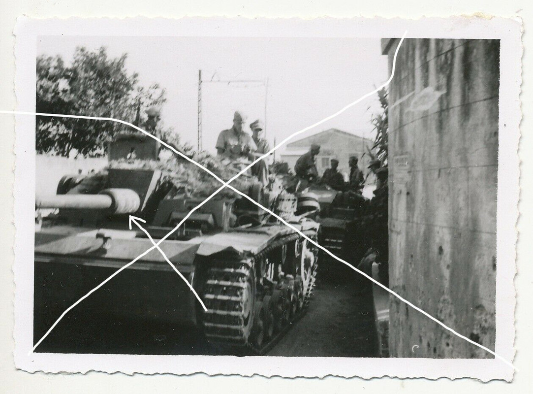 Foto Soldat Stug Panzer Division HG Sturmgeschütz camo Italien