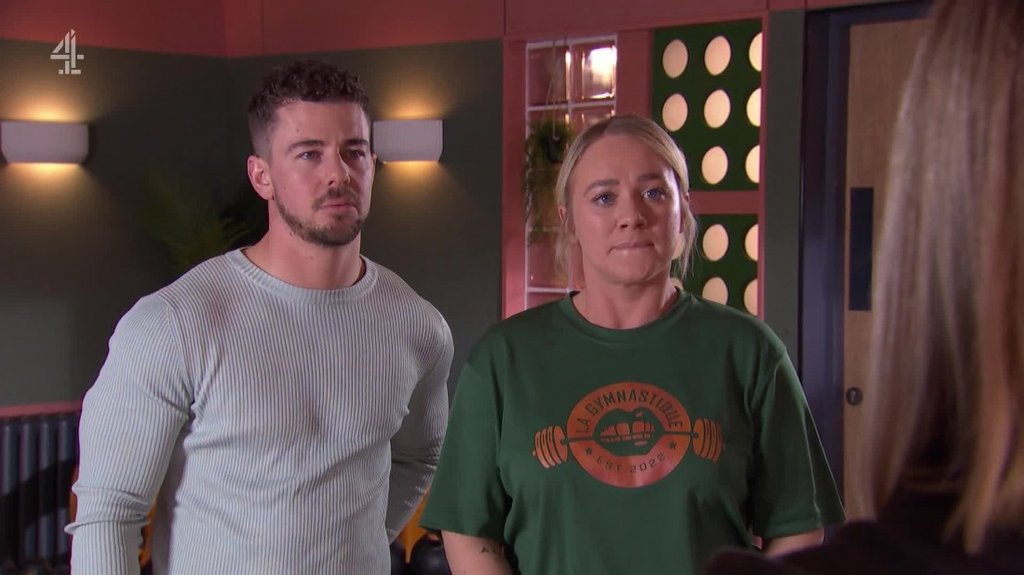 [Image: zzs2h5usq90m.jpg]