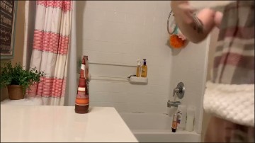 [Image: Voyeur30255135042.jpg]