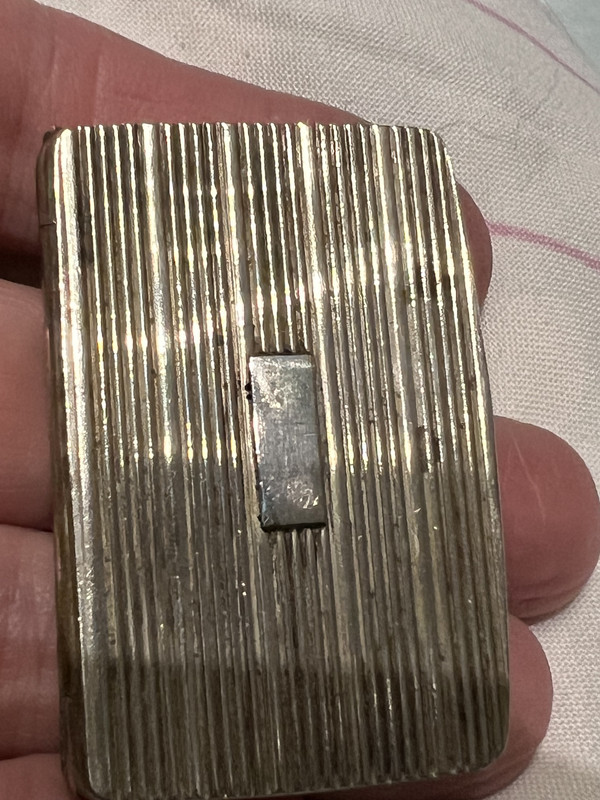 AE99B452-18A8-447F-AB24-1FBBAFDEC14E