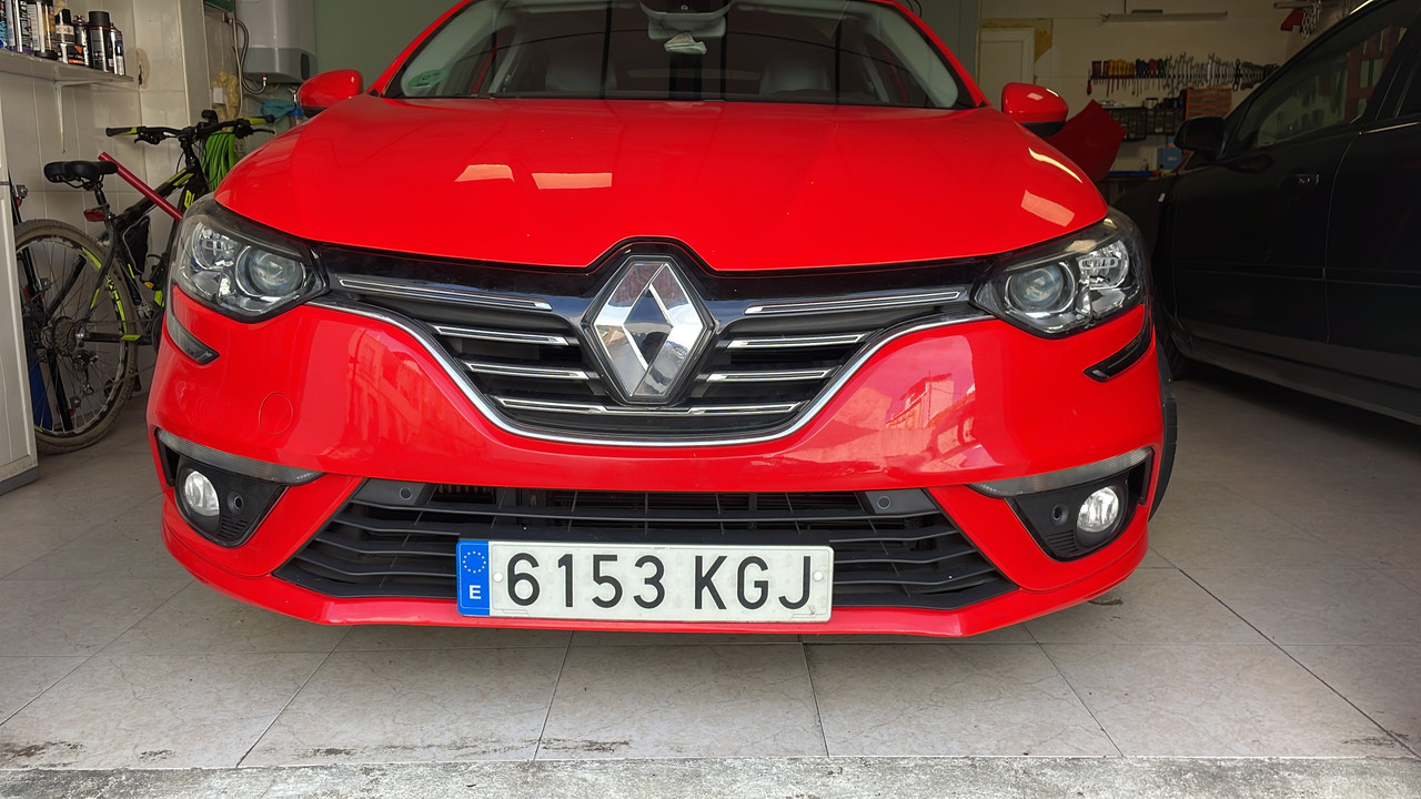 2116A708-8A07-4DC1-B61F-7B1B282E7784