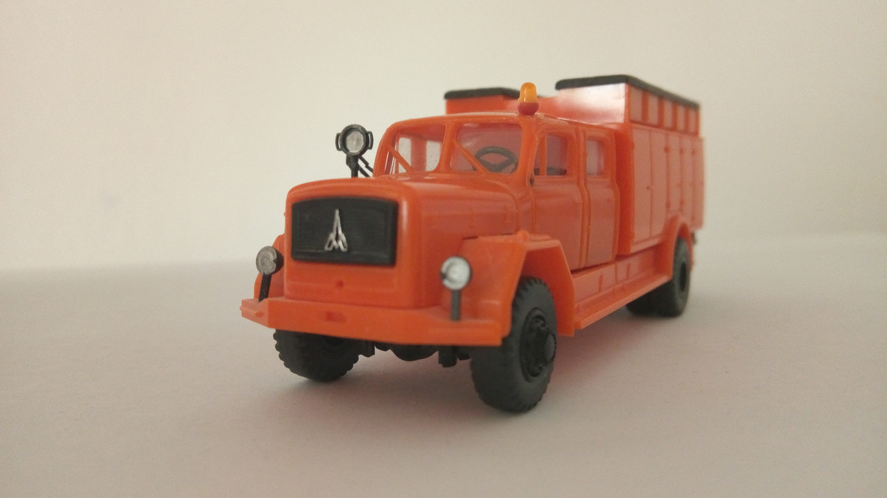 Mache (9223)
