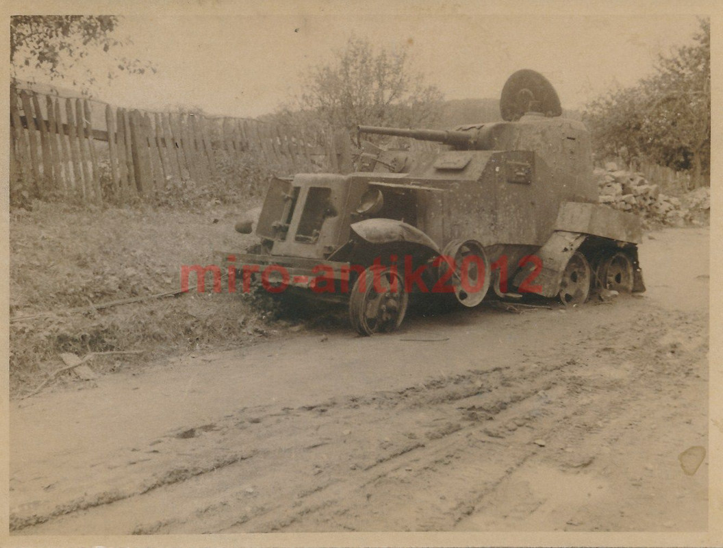 Foto, Wehrmacht, Blick auf einen zerstörten russ