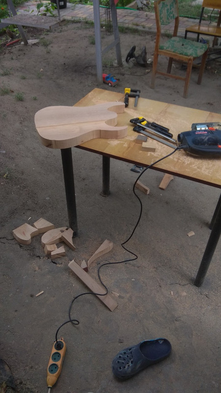 3 Выпиливание щита2