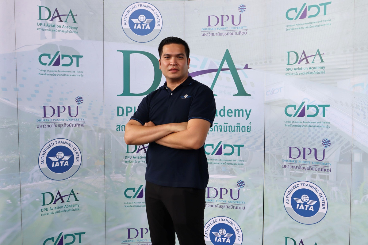 นายพันธ์พิสุทธิ์ นุราช