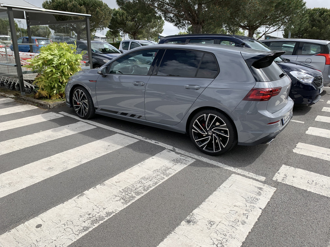 0DBA2B58-1FAF-4A26-888B-C7A09C73DD9A