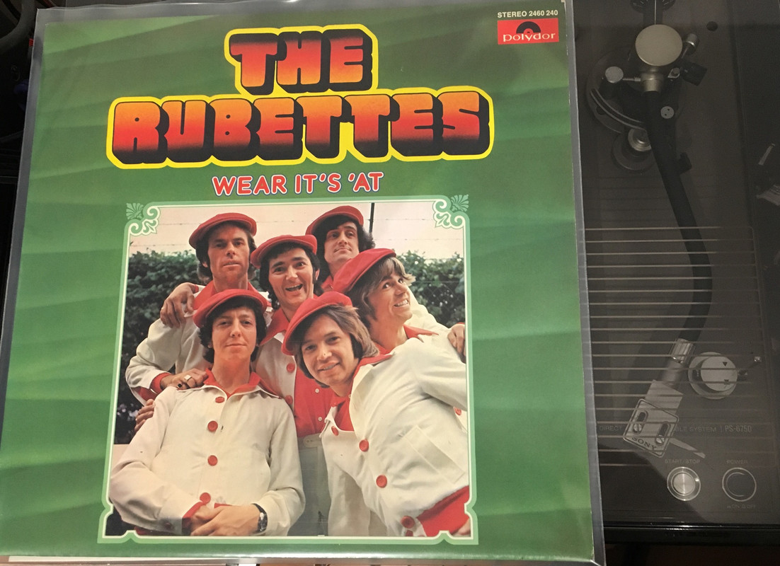 D97DB7B3-9752-44B2-9466-EF3B6C571159