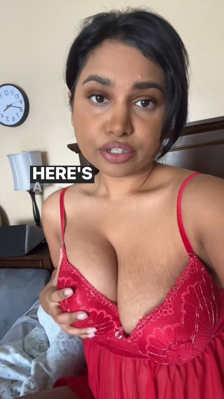 [Image: desi-lady-pressing-breast-in-red-sexy-co...00-506.jpg]